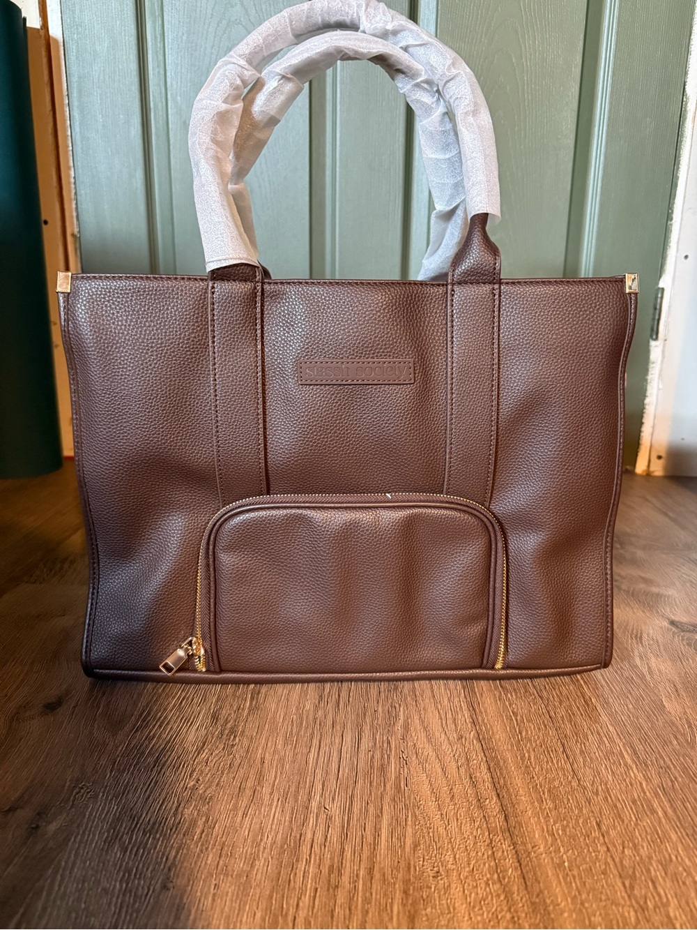The Daily Tote- Chocolate (limited edition)Stassh Society
